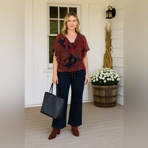 SIGNATURE JONES NEW YORK shabby chic ruffle blouse M